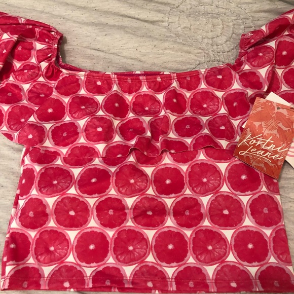NWT Pink grapefruit ruffle around top Kortni Jeane - Picture 1 of 1